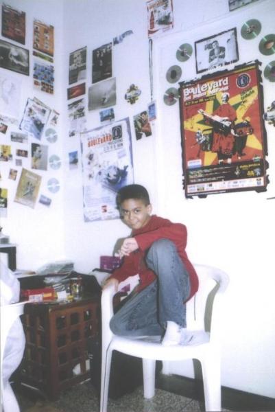 c mon petit cousine maroune le fréré de h-boy a la chombre